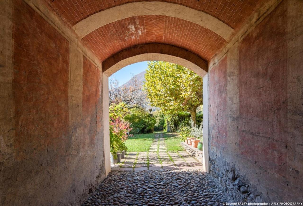 Gite Du Porche Saint-Jean-de-la-Porte Zewnętrze zdjęcie